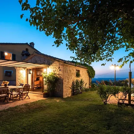 Casale Verdicchio 10&2, Emma Villa Montecarotto